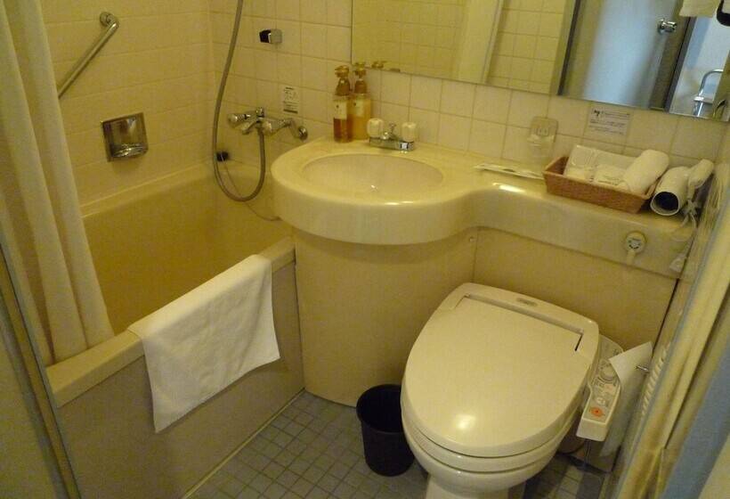 חדר סטנדרט, Tokyo Grand