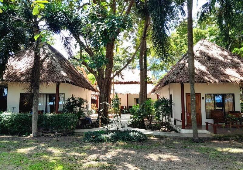デラックスバンガロー, Twin Bay Resort Koh Lanta