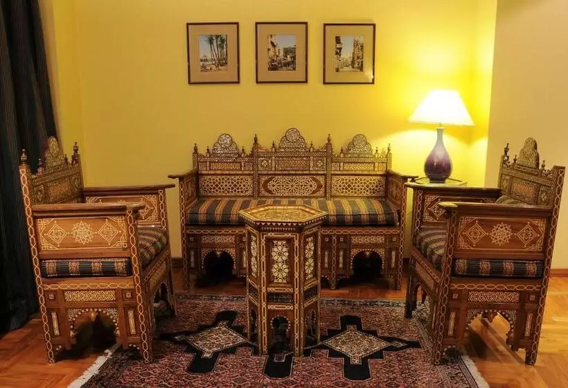 سوئیت اجرایی با چشم‌انداز دریا, Warwick Palm Beach