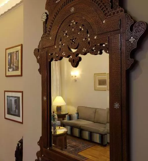 سوئیت سینیور, Warwick Palm Beach