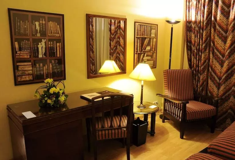 اتاق کلاسیک, Warwick Palm Beach
