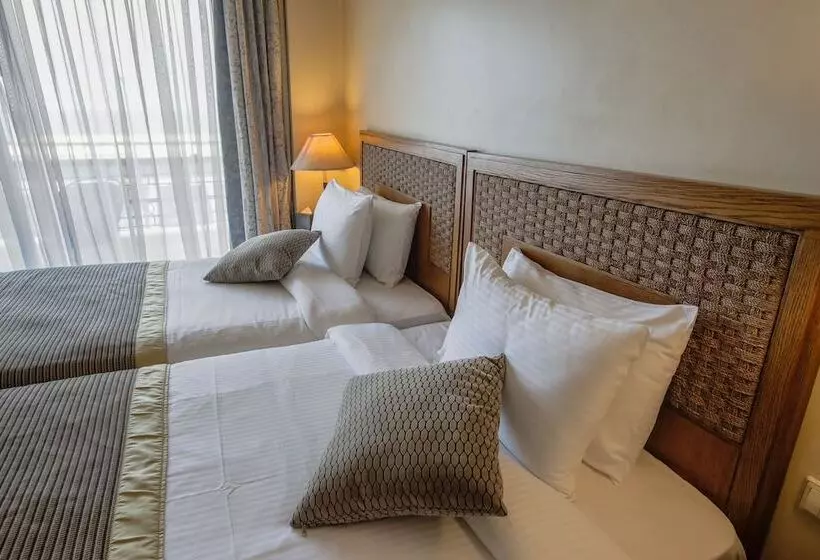 اتاق پرمیوم, Warwick Palm Beach