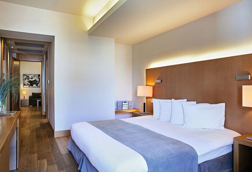 جناح عائلي, Lazart Hotel, Trademark Collection By Wyndham