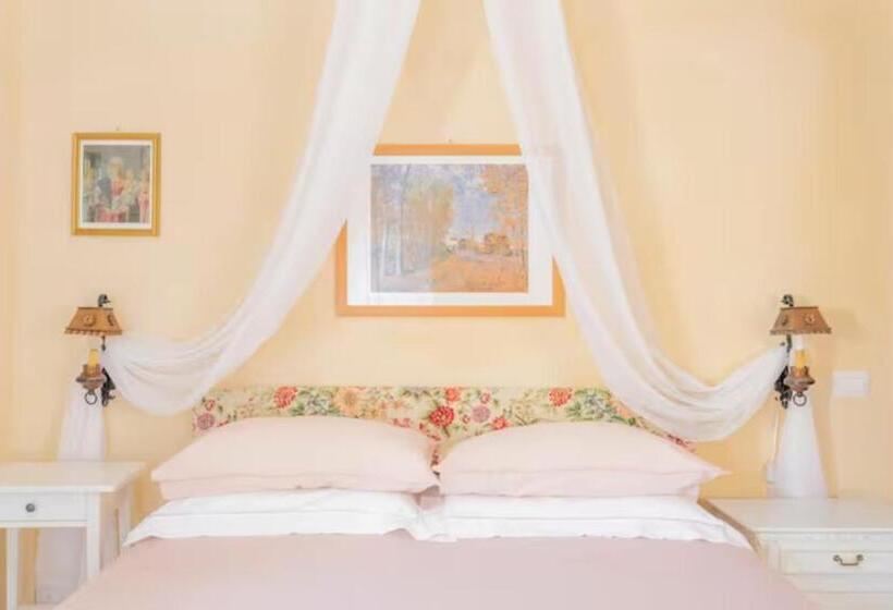 스탠다드 트리플 룸, B&b La Finestra Sul Campanile