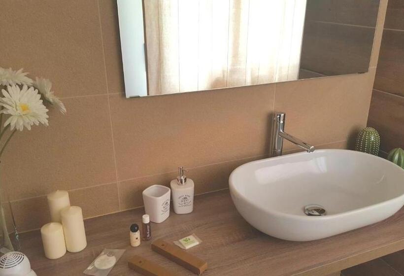 带大床的高级房间, Villa Ettore