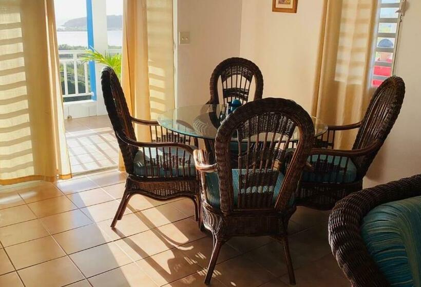 וילת 2 חדרי שינה נוף לים, Easy Corner Villas