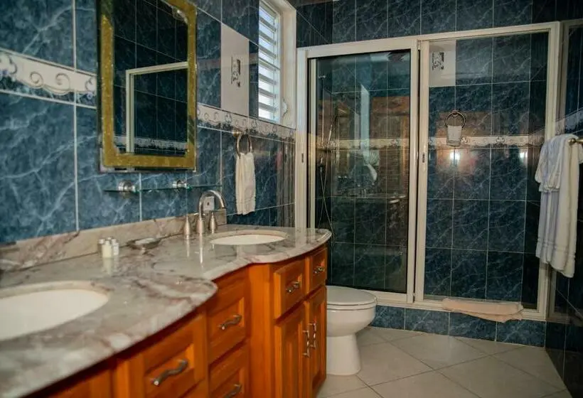 سوییت اجرایی, Easy Corner Villas