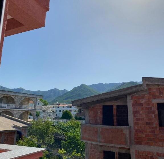 اتاق لوکس, Apartments Nikičić