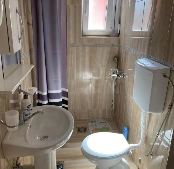اتاق لوکس, Apartments Nikičić