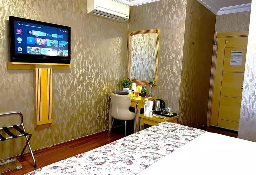 Economy Room
