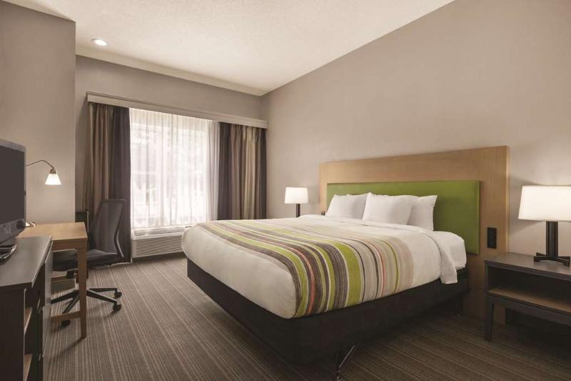 غرفة قياسية سرير كينج لذوى الإحتياجات الخاصة, Country Inn & Suites By Radisson, Beaufort West, Sc