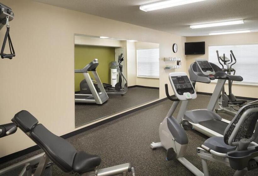 キングサイズベッドのスイートルーム, Country Inn & Suites By Radisson, Grinnell, Ia