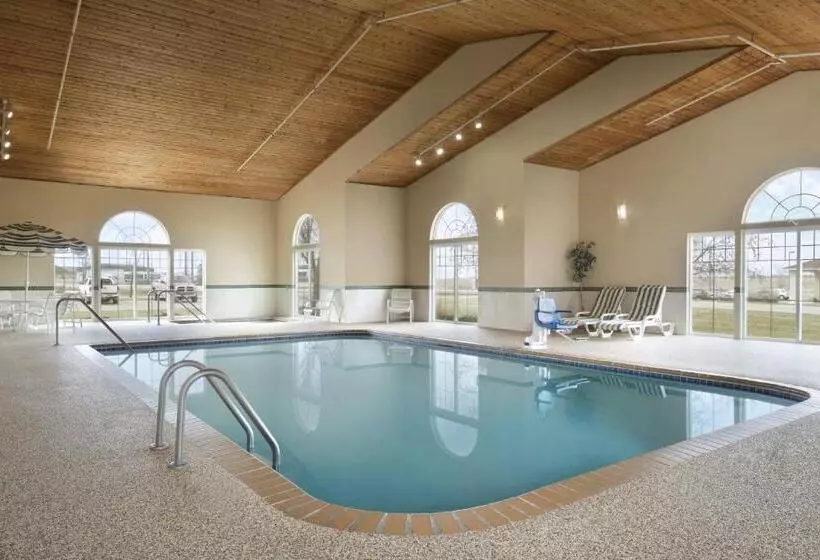 キングサイズベッドのスイートルーム, Country Inn & Suites By Radisson, Grinnell, Ia