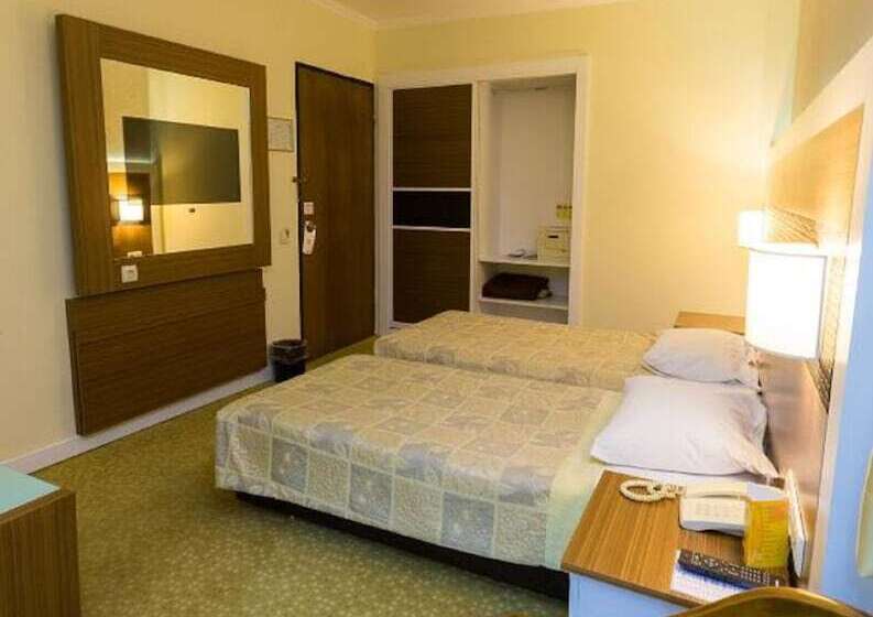 Номер Economy, Derici