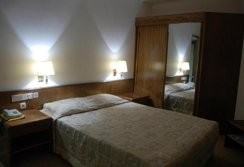 Люкс Вид на Море, Derici