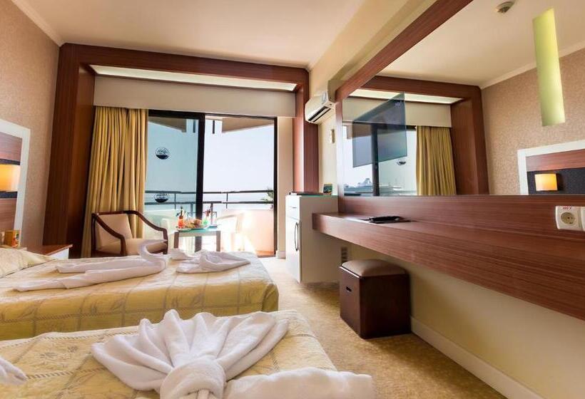 Triple Room Sea View, Derici