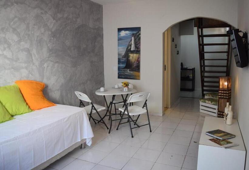 스탠다드 스튜디오, Flat Vila Aju