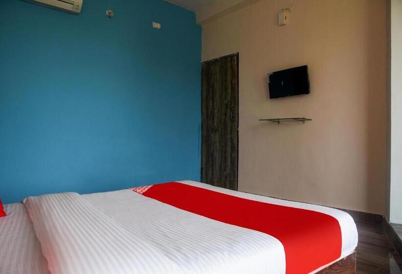 اتاق کلاسیک سه تخته, Oyo 64823 Royace Palace