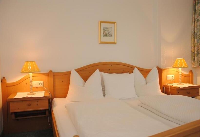 غرفة قياسية مزوَّدة بشُرفة, Gästehaus Rieser