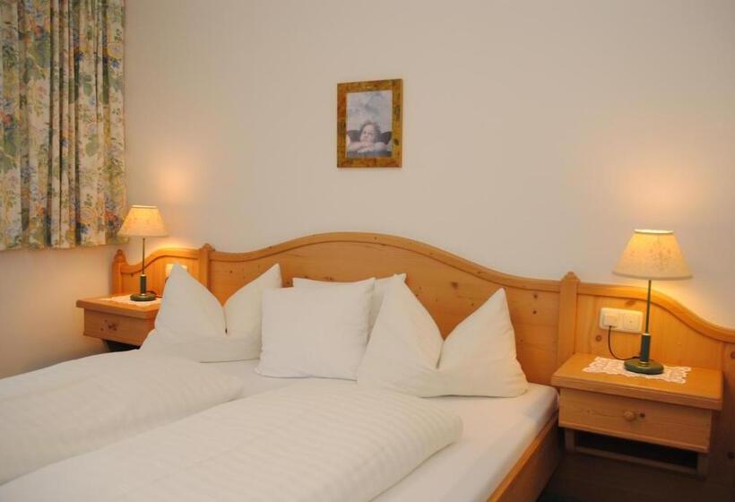 غرفة قياسية مزوَّدة بشُرفة, Gästehaus Rieser