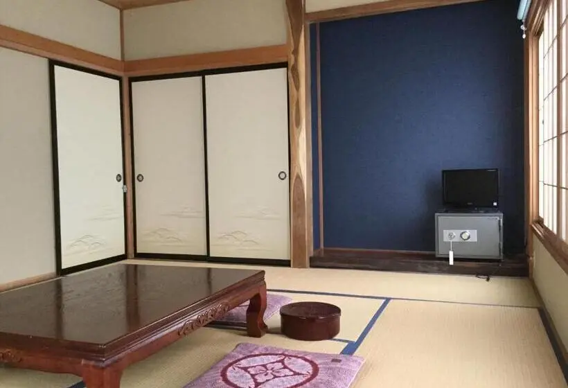 浴室共有スタンダード４人用ルーム, Tobei