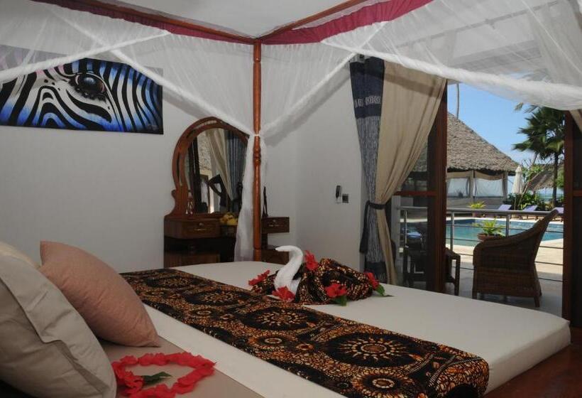 Семейный Номер, Blu Marlin Village