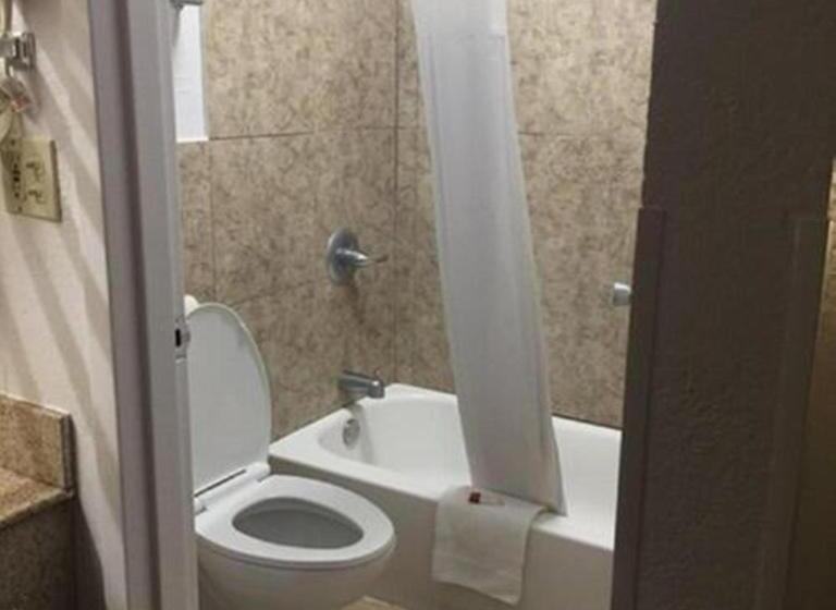 Студия Стандарт, Baymont By Wyndham Walterboro