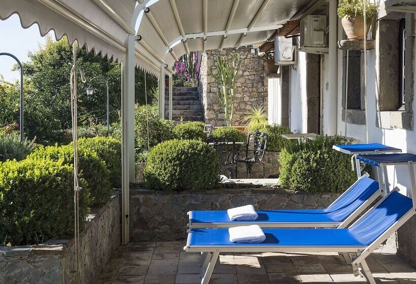 Triple Room Sea View, Bel Soggiorno