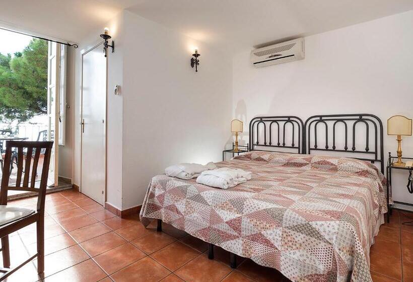 غرفة قياسية مطلّة علي البحر, Bel Soggiorno