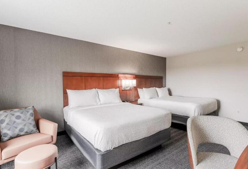 غرفة قياسية, Courtyard Burlington Williston