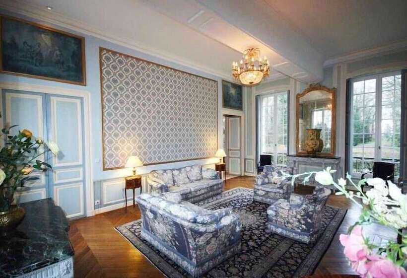 סוויטה, Domaine De Moresville