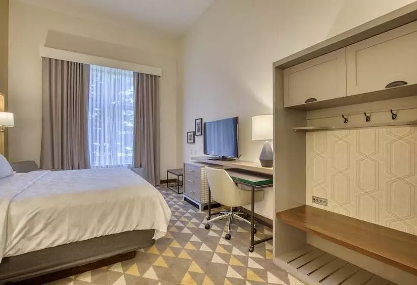 اتاق استاندارد برای معلولان, Holiday Inn Hotel & Suites Madison West, An Ihg