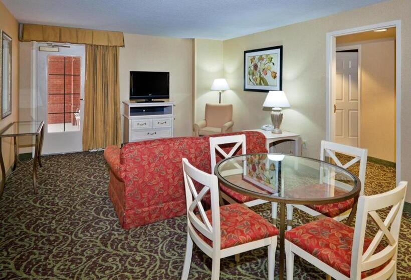 스위트 킹사이즈 침대, Holiday Inn Chantilly Dulles Expo Airport, An Ihg