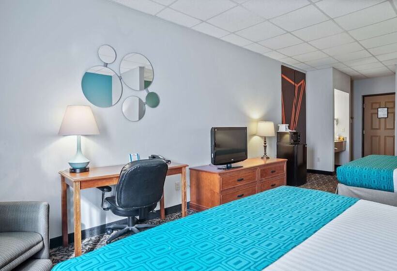 Номер Стандарт, Elevation Inn & Suites, Trademark Collection By Wyndham