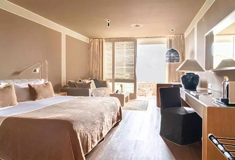 庭の見えるジュニアスイート, Hôtel La Métairie   Teritoria  Les Collectionneurs