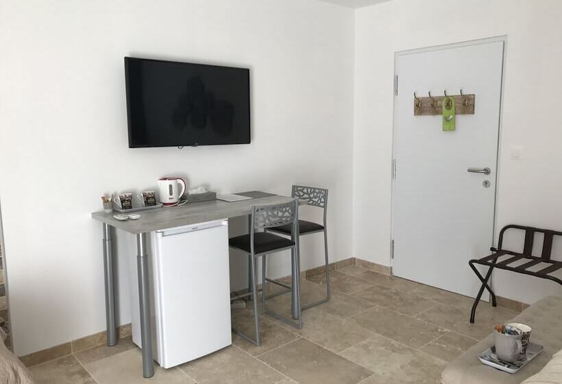 Люкс с гидромассажем, Le Devem De Mirapier