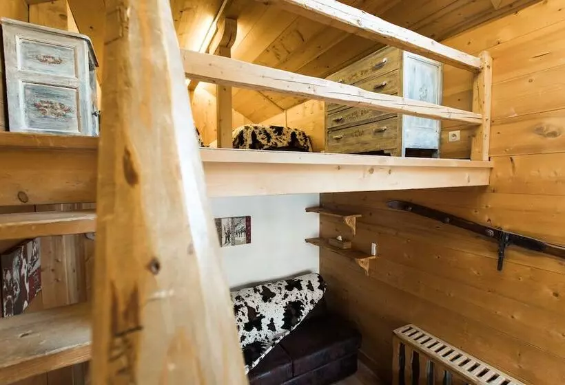 سوییت خانوادگی, Les Chalets De La Griyotire