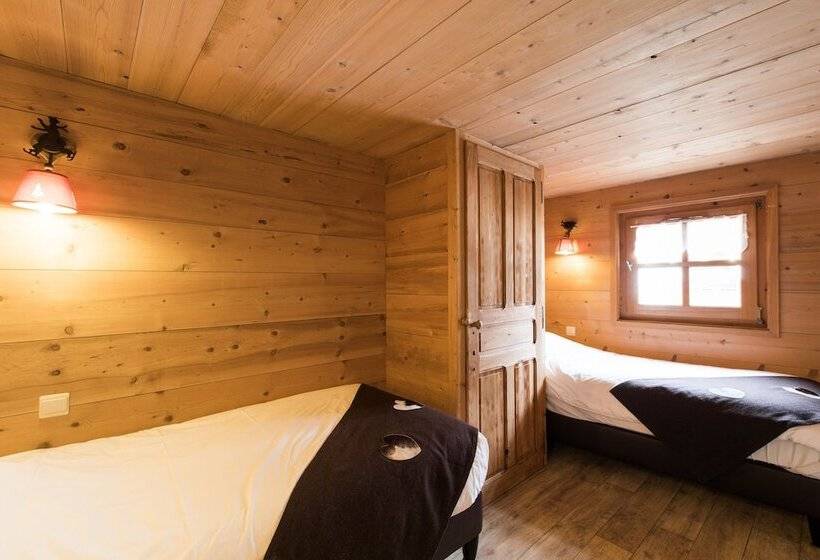 Семейный Номер, Les Chalets De La Griyotire