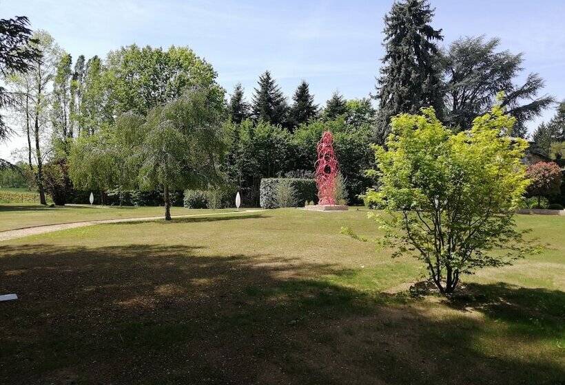 Номер Стандарт, Les Maritonnes Parc & Vignoble