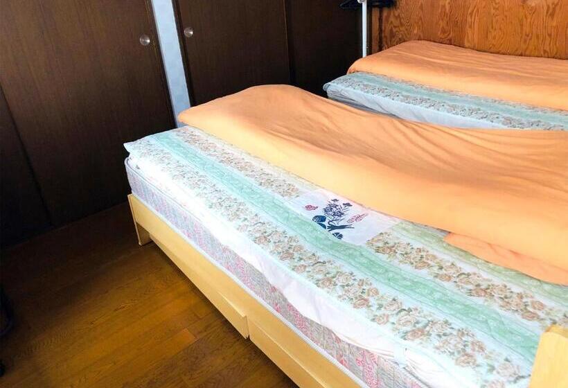 バス共有のスタンダードルーム, Minshuku Kaikeibo