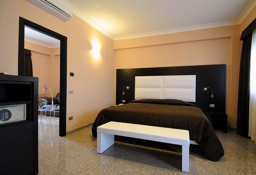 Четырехместный Номер Стандарт, Eh Rome Airport Euro House Hotels