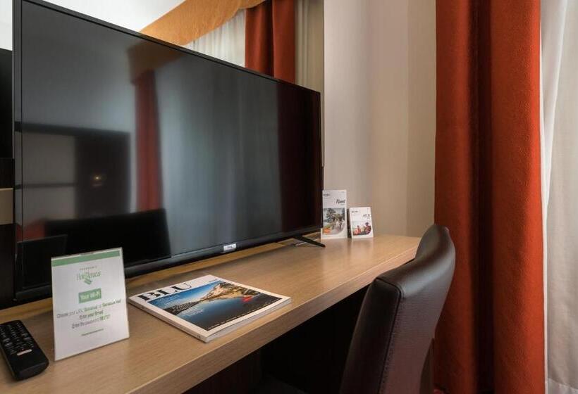 Номер Economy, Benacus Panoramic