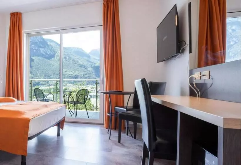 Superior room with lake view, Benacus Panoramic