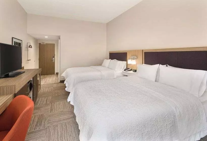 ２ダブルベッドのスタンダードルーム, Hampton Inn Lagrange Near Callaway Gardens