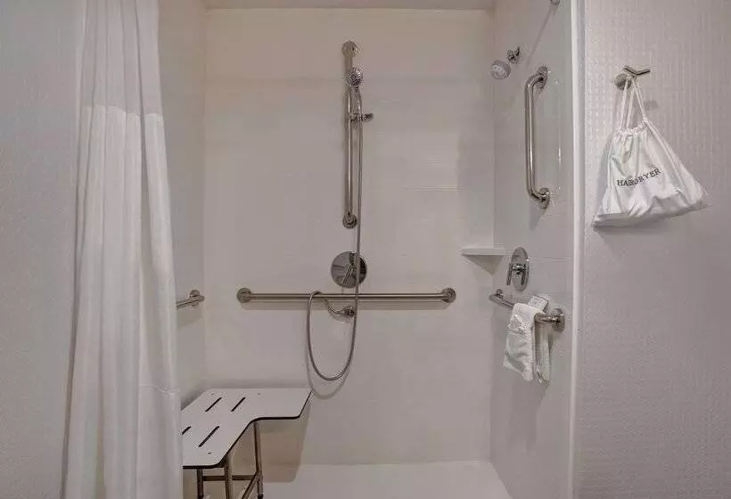 身障者適用スタンダードルーム, Hampton Inn Olive Branch