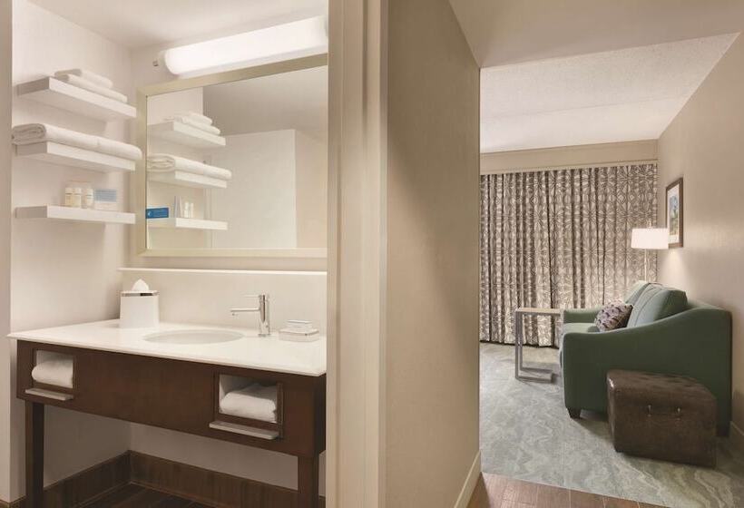 סוויטה עם ג'קוזי, Hampton Inn By Hilton Richmond North/ashland