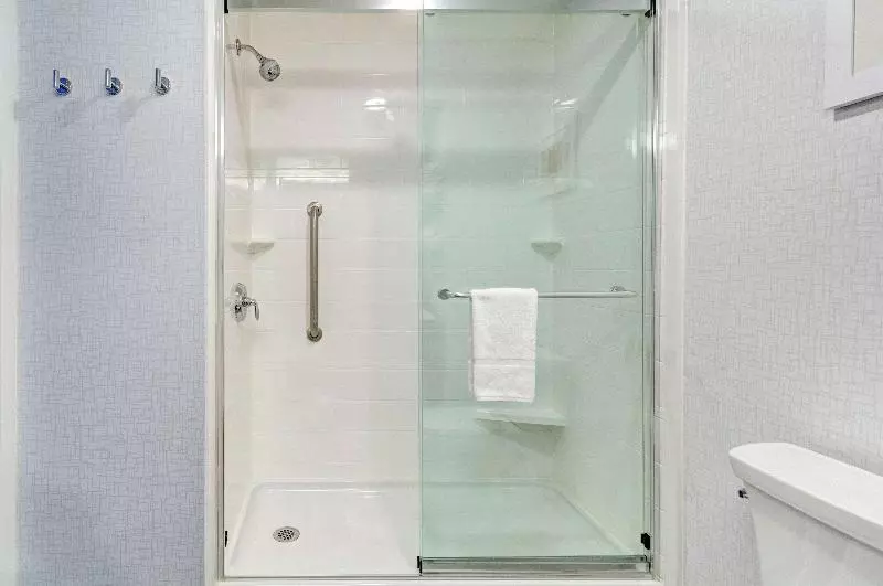Standard-huone King-vuode, Hampton Inn Salina