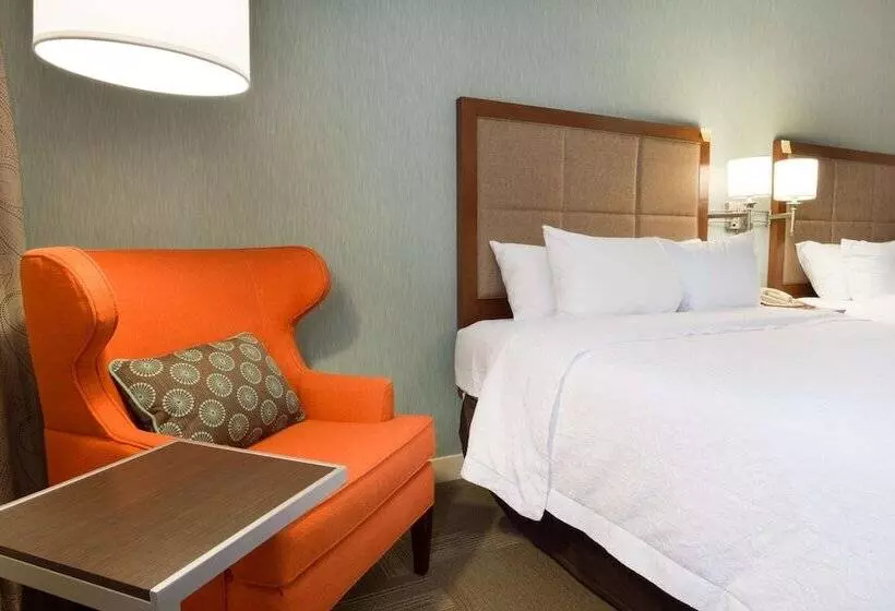 اتاق استاندارد, Hampton Inn St. Louis Southwest