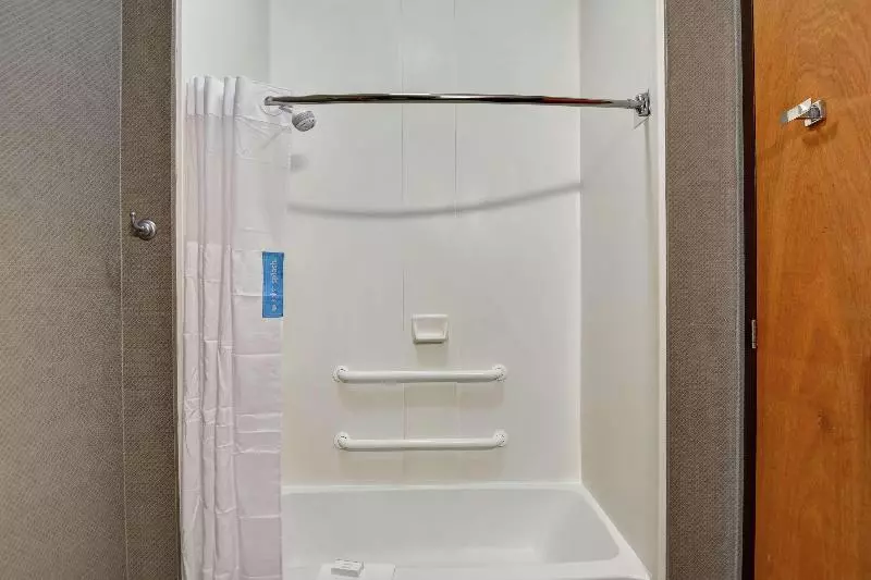キングサイズベッドのエクゼクティブ, Hampton Inn West Palm Beach Florida Turnpike