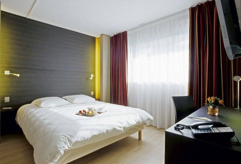 Номер Комфорт, Oceania Quimper